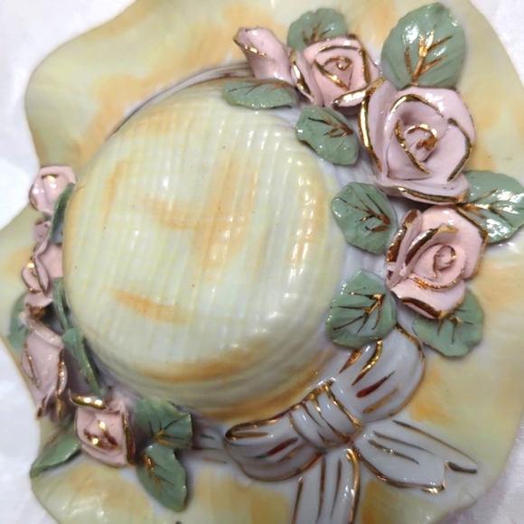 Ceramic Hat Wall Hanger with Pocket - Picture 2 of 12